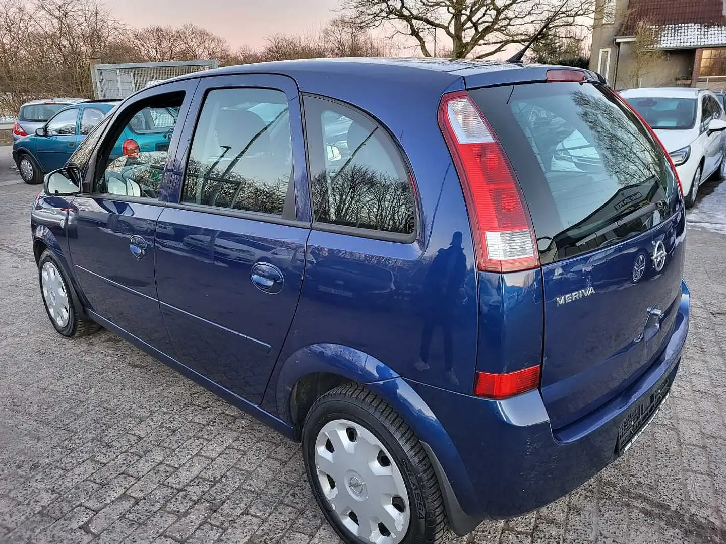 Opel Meriva 1.6 16V Cosmo Blau - 2