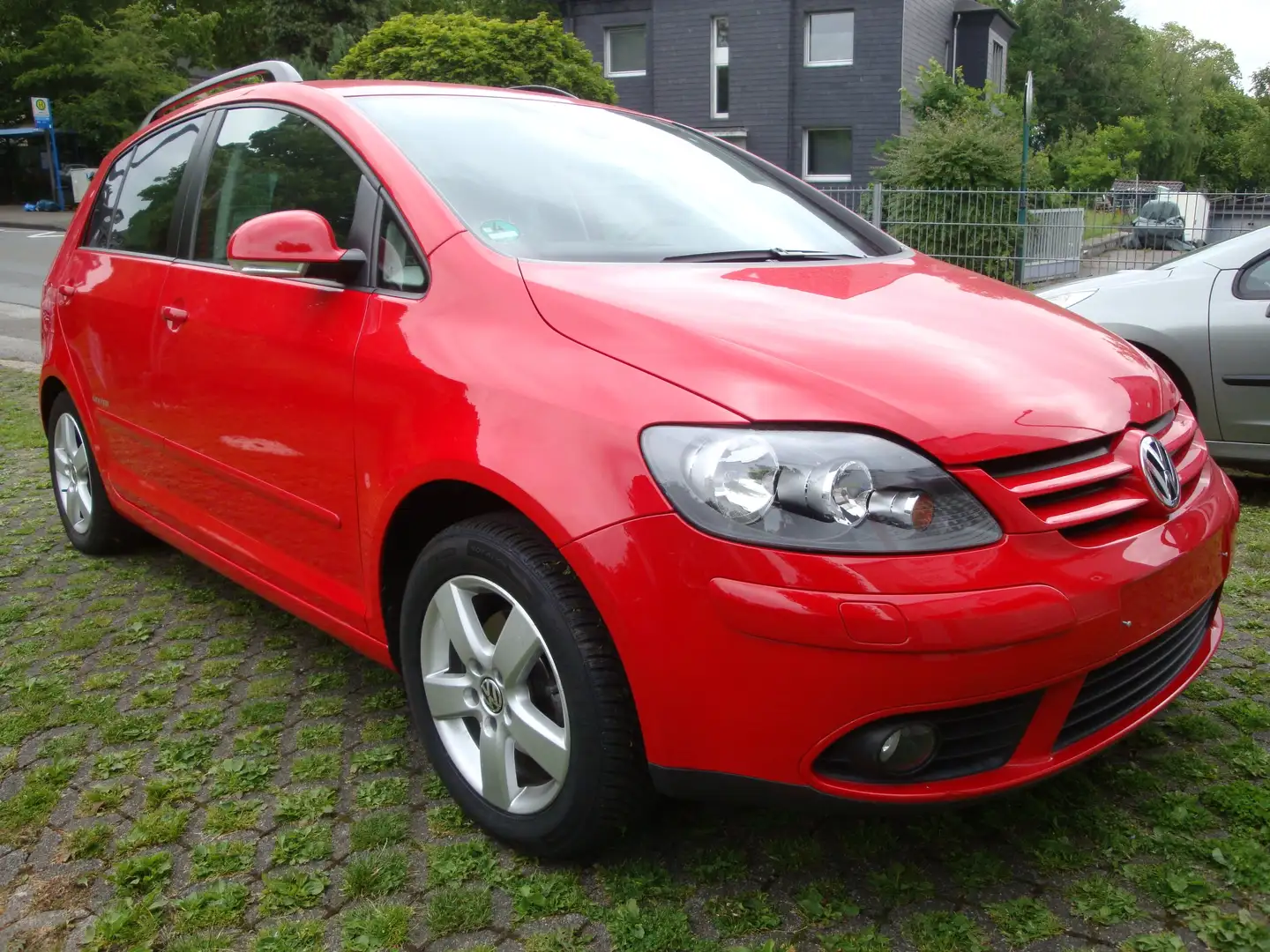 Volkswagen Golf Plus 1.4 United / 1.HAND,KLIMA !!! Rot - 1