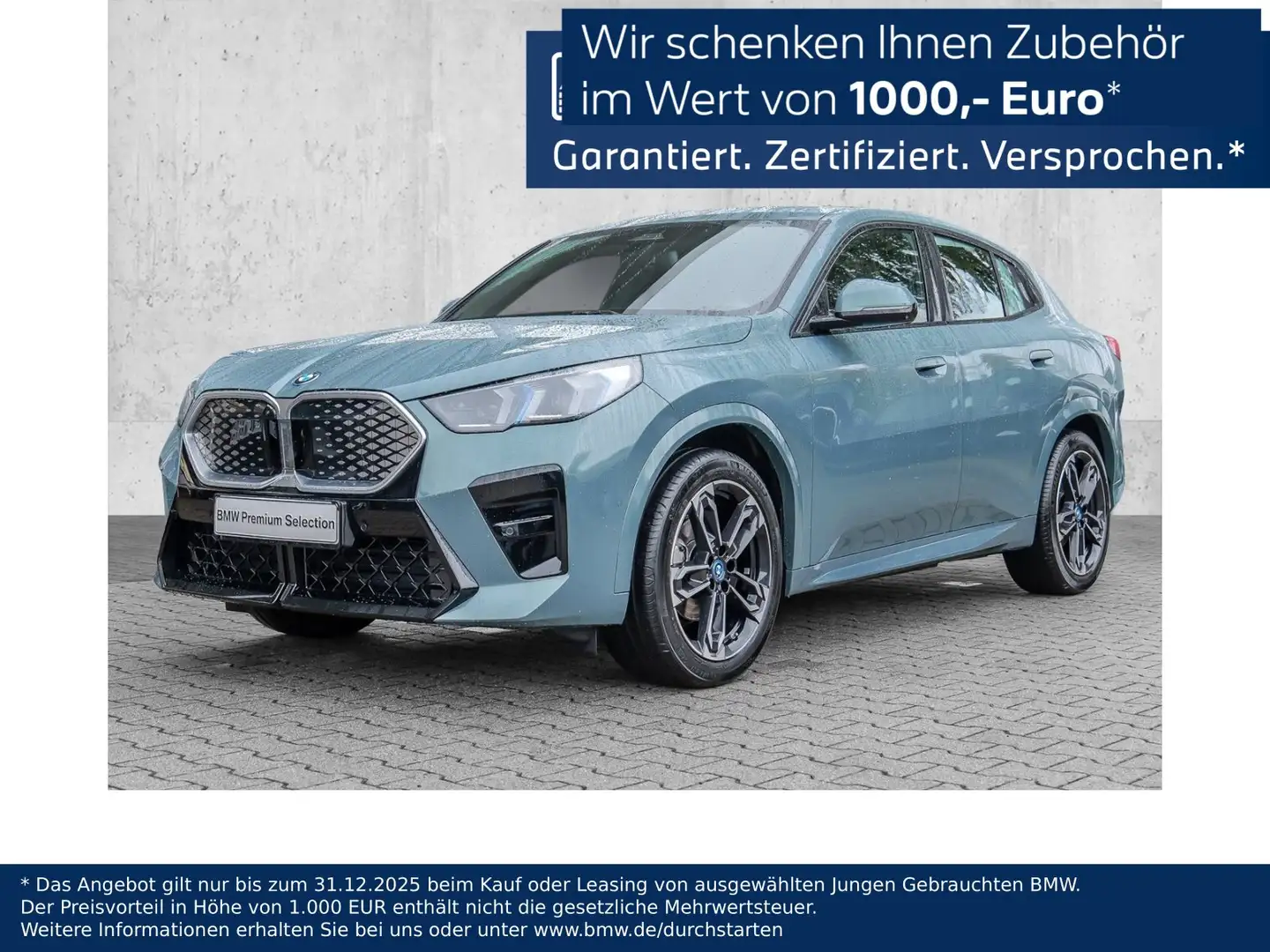 BMW iX2 eDrive20 M Sport HUD AHK RFK NAVI Standh. Grün - 1