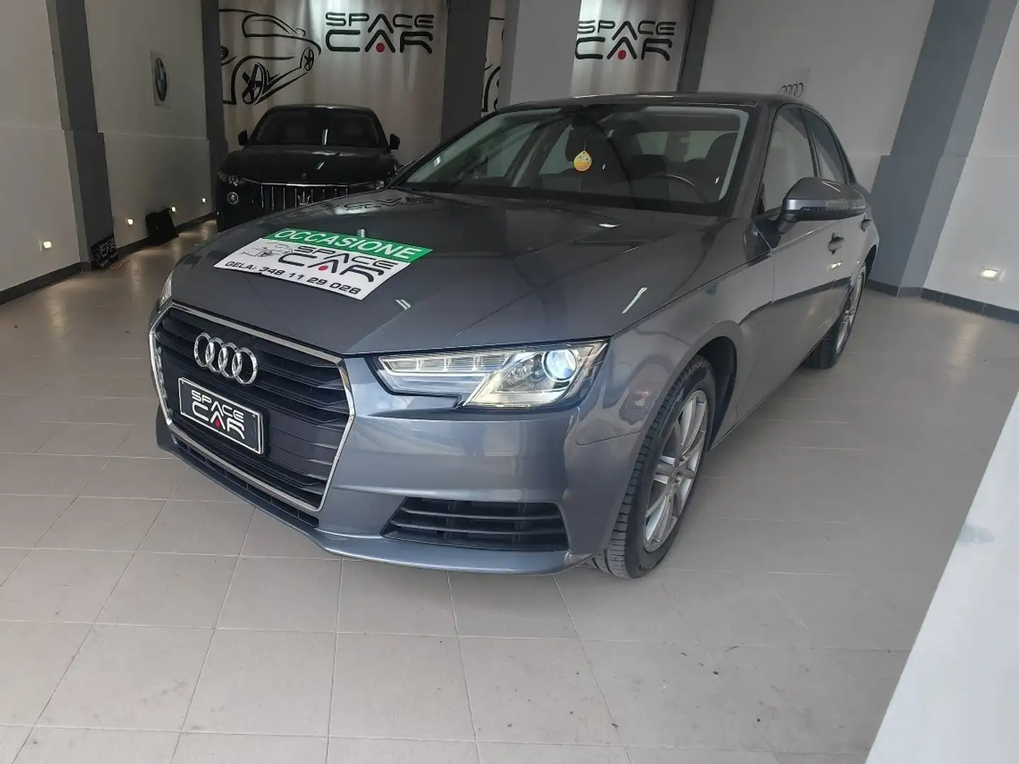 Audi A4 2.0 tdi ultra Business 150cv s-tronic - 1