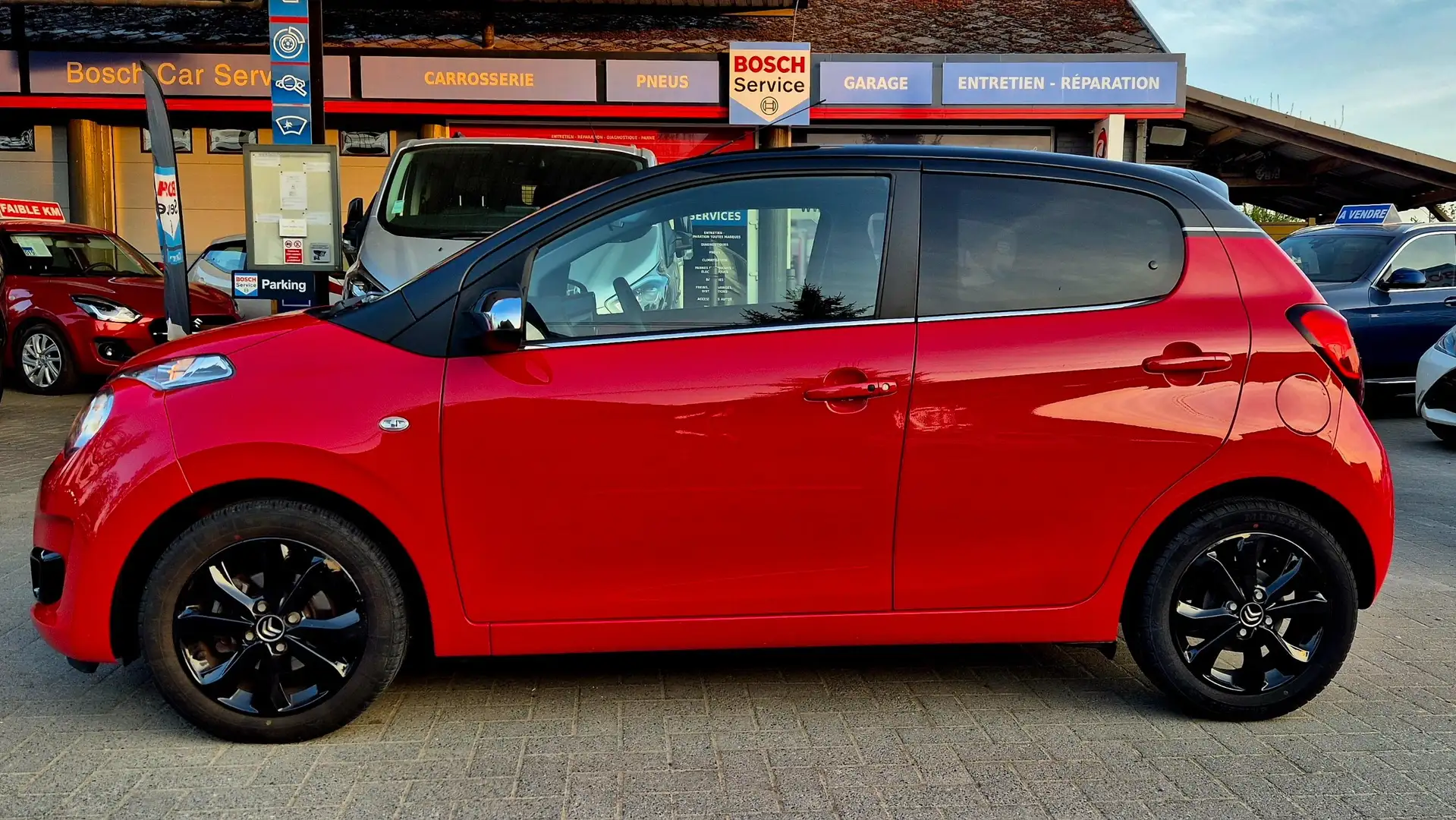 Citroen C1 1.0 VTi Shine ** AUTOMATIQUE ** Rouge - 2