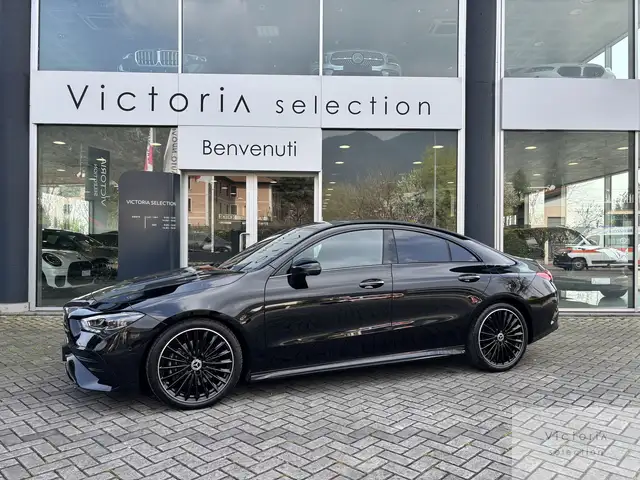 Mercedes-Benz CLA 200 COUPE' AMG PREMIUM C.AUTOMATICO PACK NIGHT