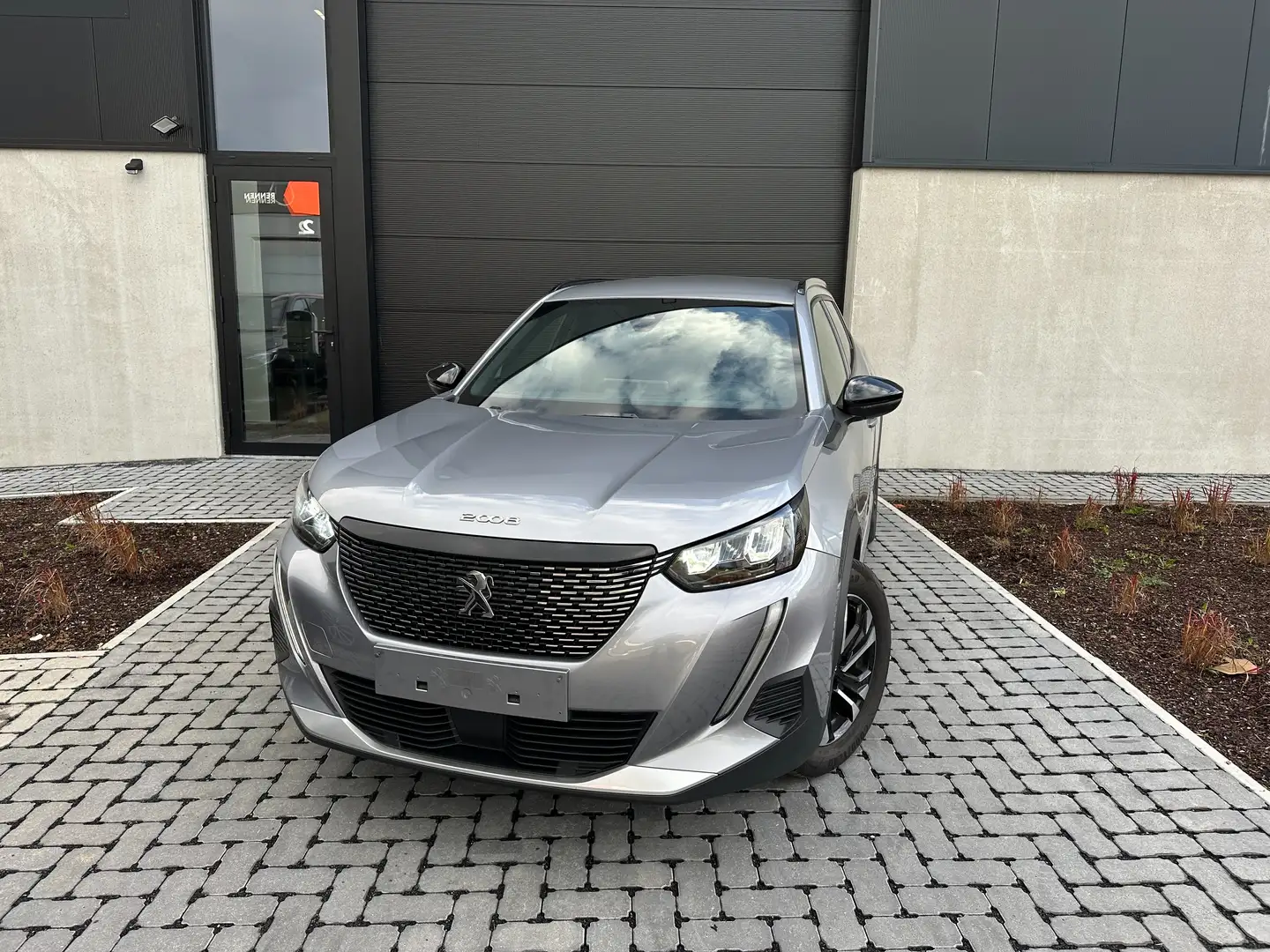 Peugeot 2008 2008 Allure Pack - Camera CarPlay Navi CruiseContr Argent - 1