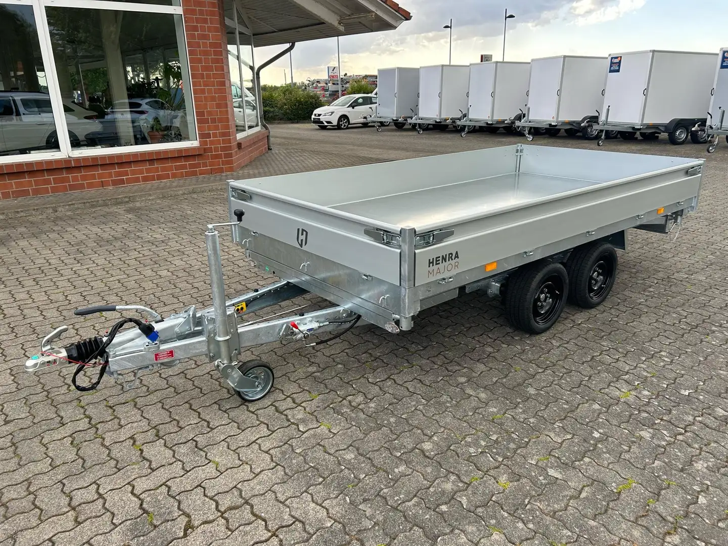 Henra Kipper KP353518 3,5t Dreiseitenkipper - 1