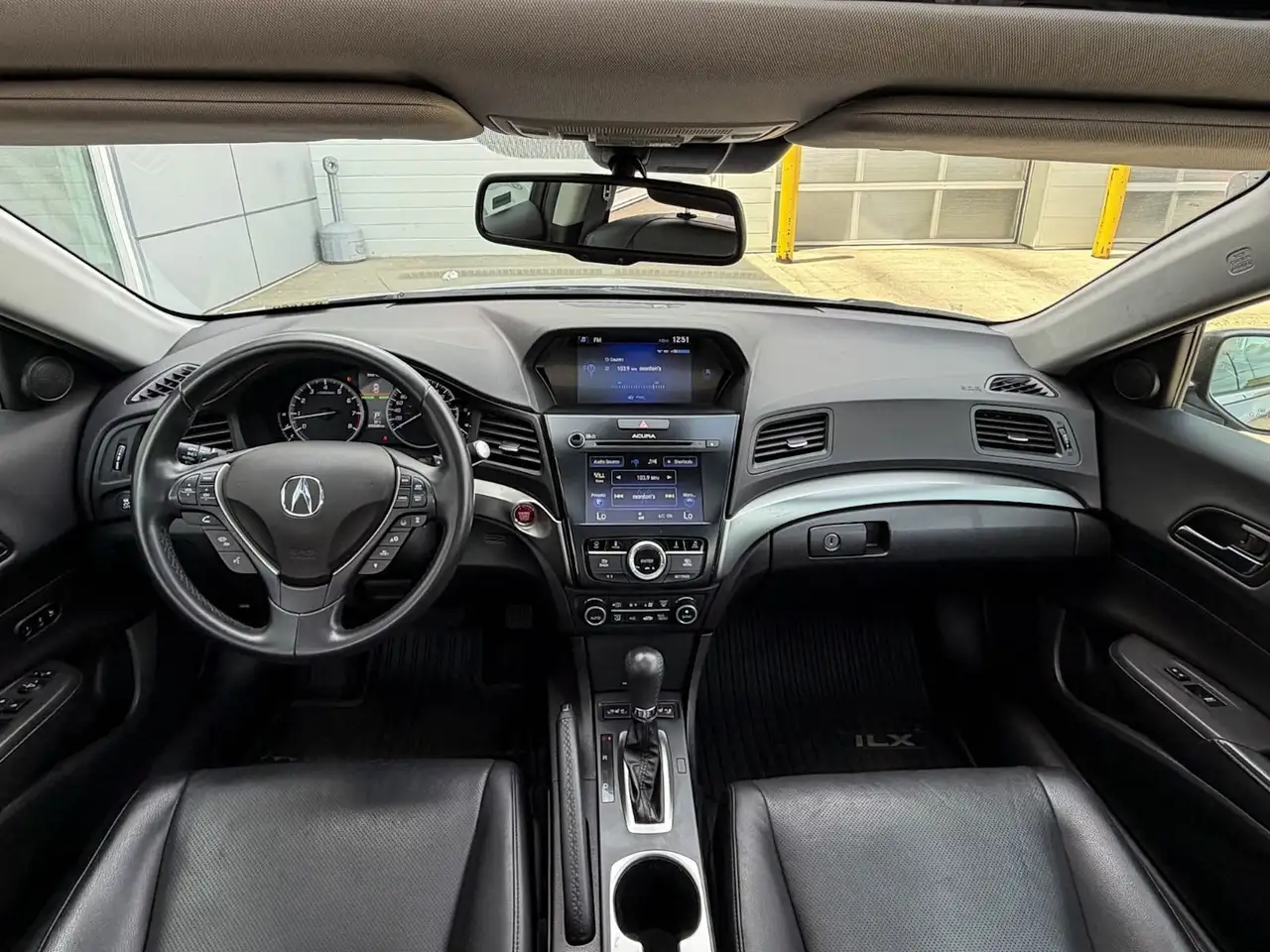 Acura ILX снимка Acura ILX