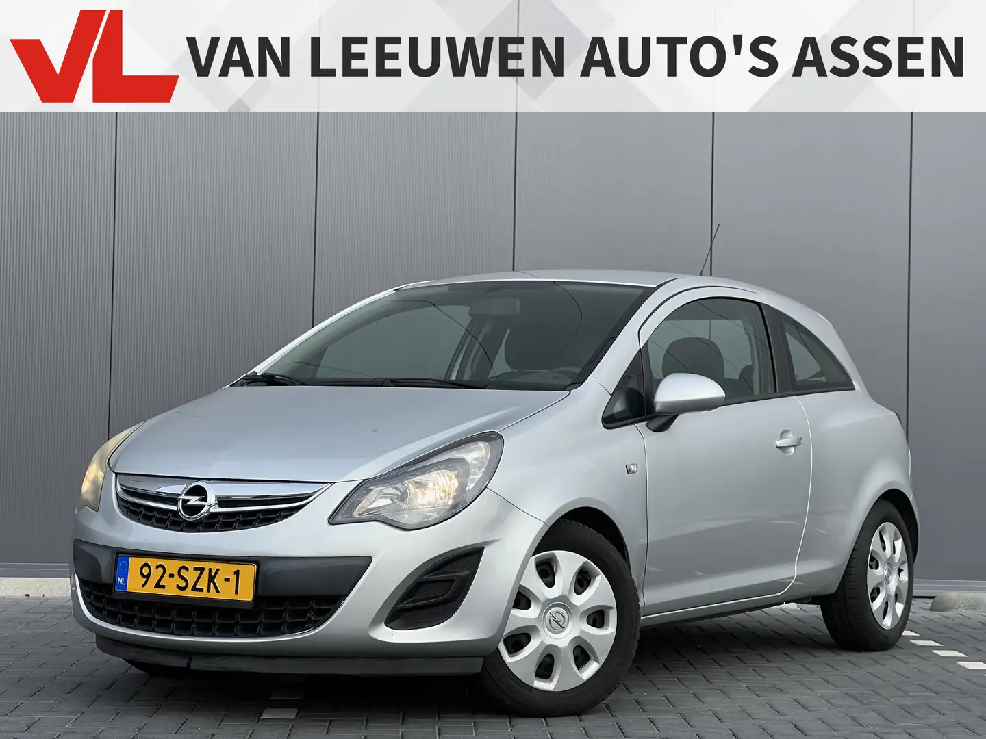Opel Corsa 1.2 EcoFlex Selection LPG | Nieuw binnen | Airco | Grijs - 1