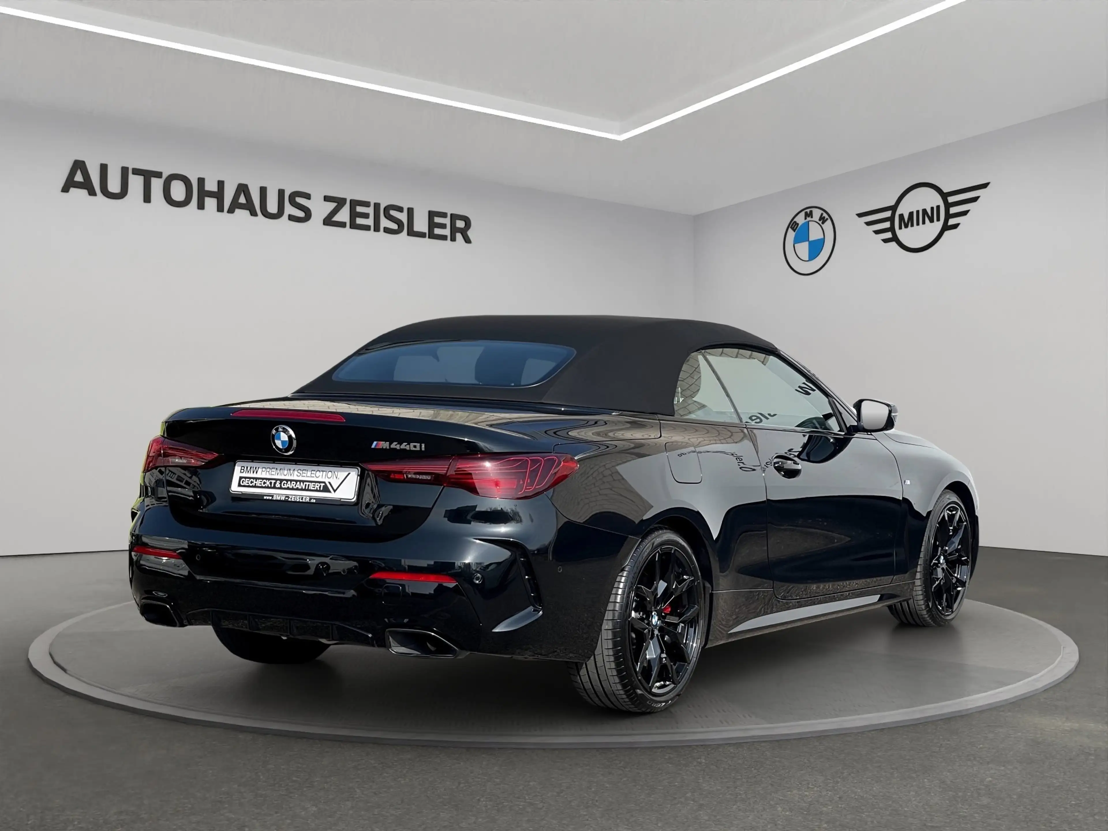 BMW 440 M440i xDrive Cabrio AHK HarmanKardon Parkassistent — photo 2