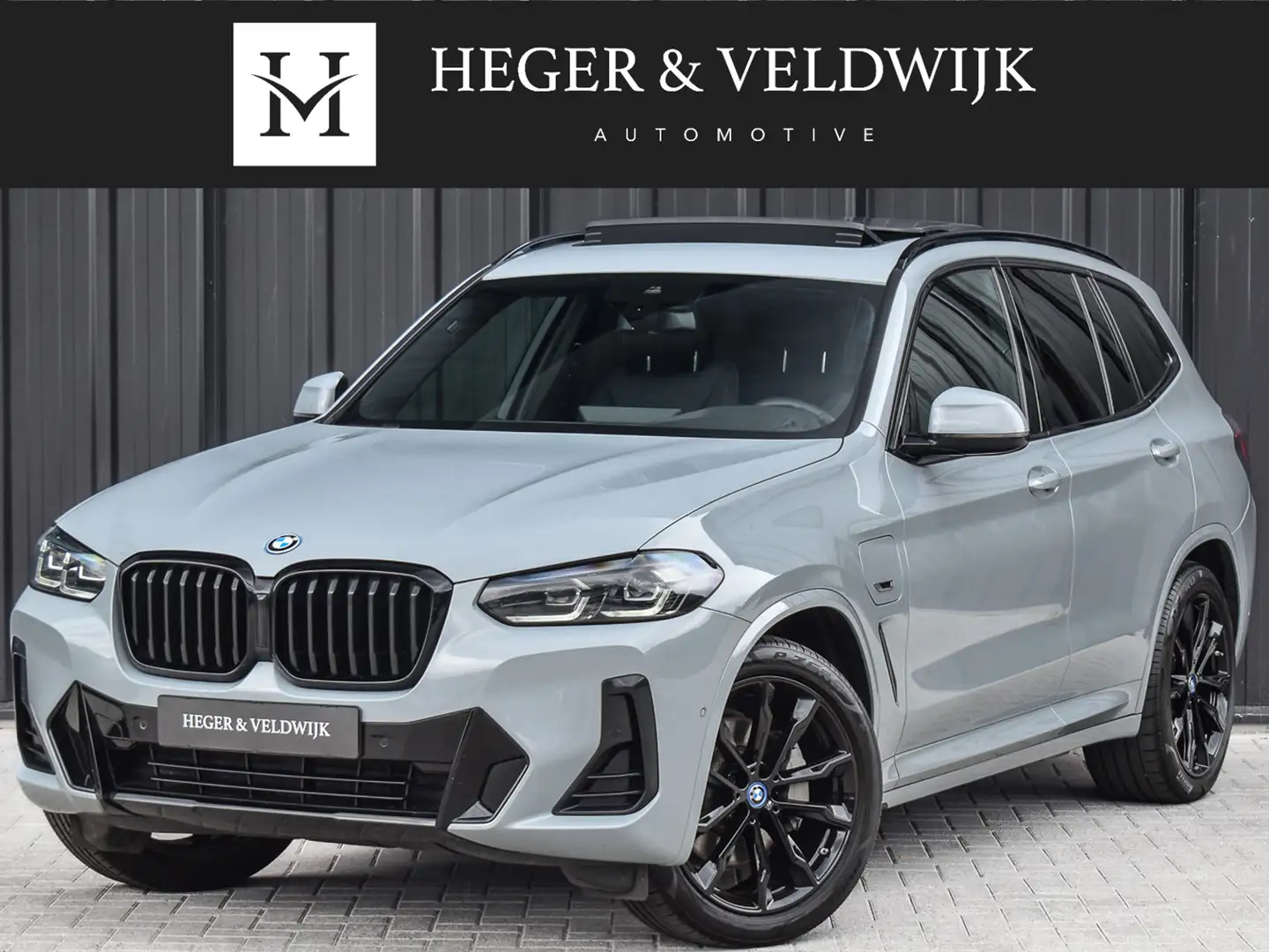 BMW X3 xDrive30e HIGH EXECUTIVE | M_SPORT | PANORAMADAK | Grijs - 1