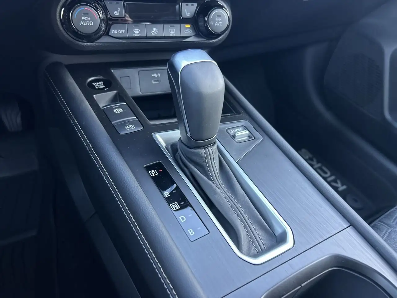 Nissan Kicks снимка Nissan Kicks