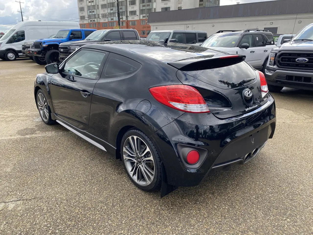 Hyundai VELOSTER photo Hyundai VELOSTER