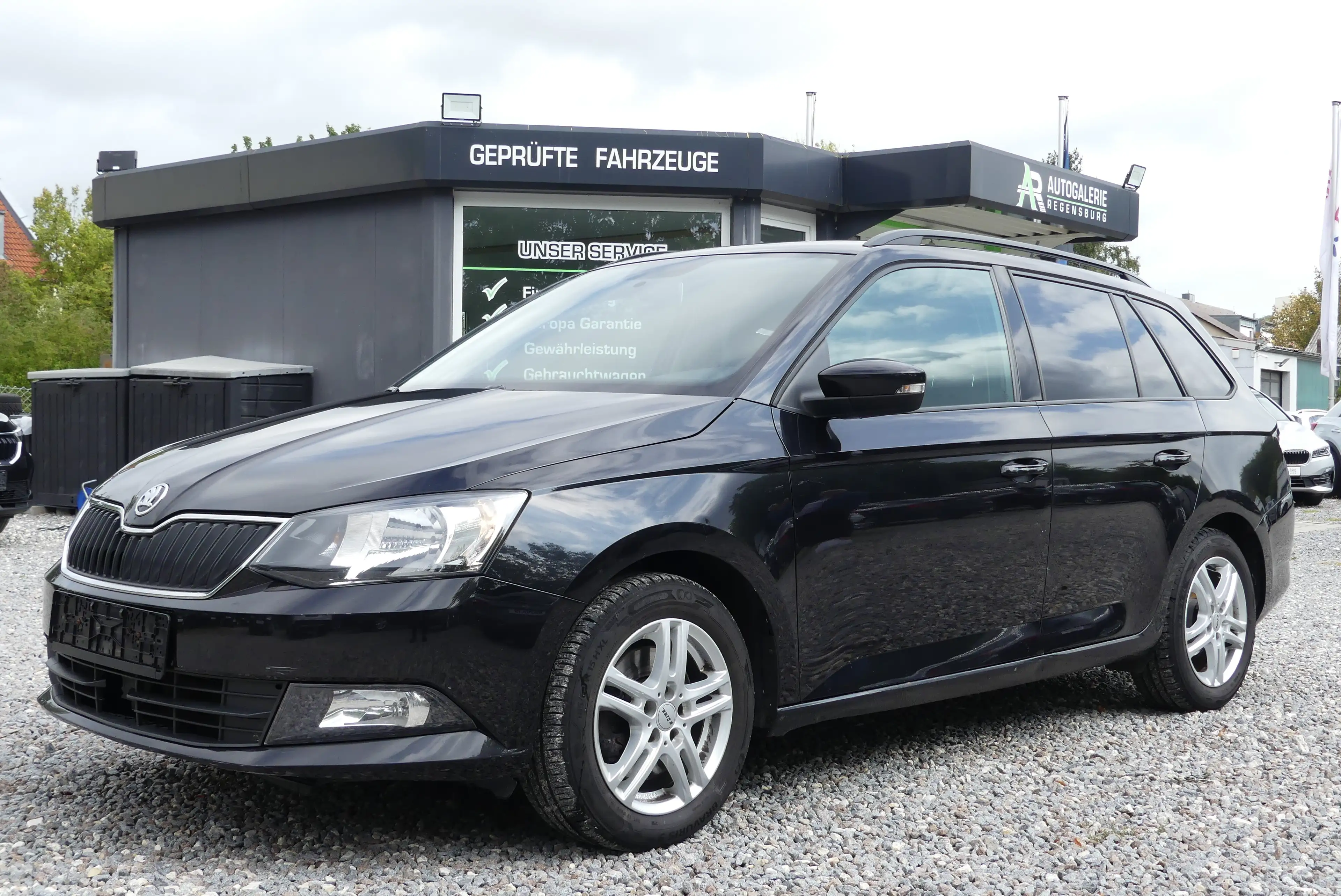 Skoda Fabia Ambition 1.2 TSI*SHZ*TEMPOMAT*DSG*AHK*KLIMA*SR*WR*EURO 6*