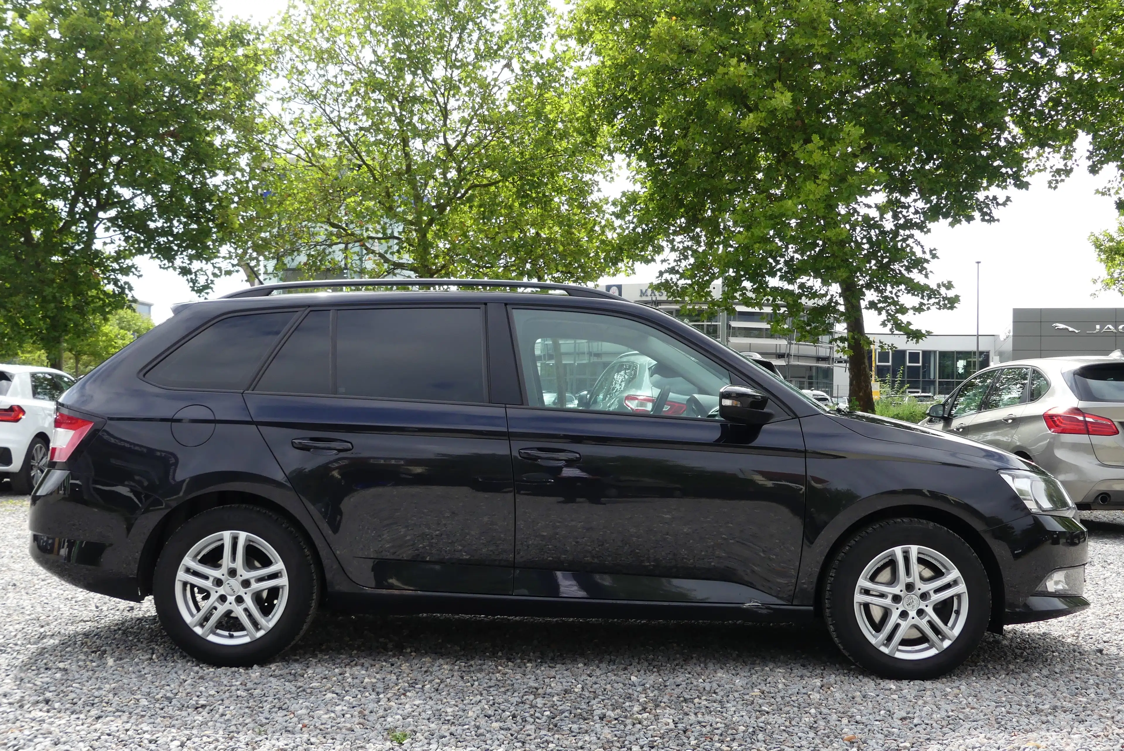 Skoda Fabia Ambition 1.2 TSI*SHZ*TEMPOMAT*DSG*AHK*KLIMA*SR*WR*EURO 6* — photo 4