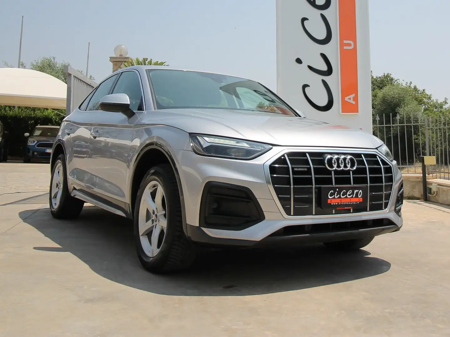 Audi Q5 Spb 40 tdi mhev Business Advanced quattro s-tronic Argent - 1