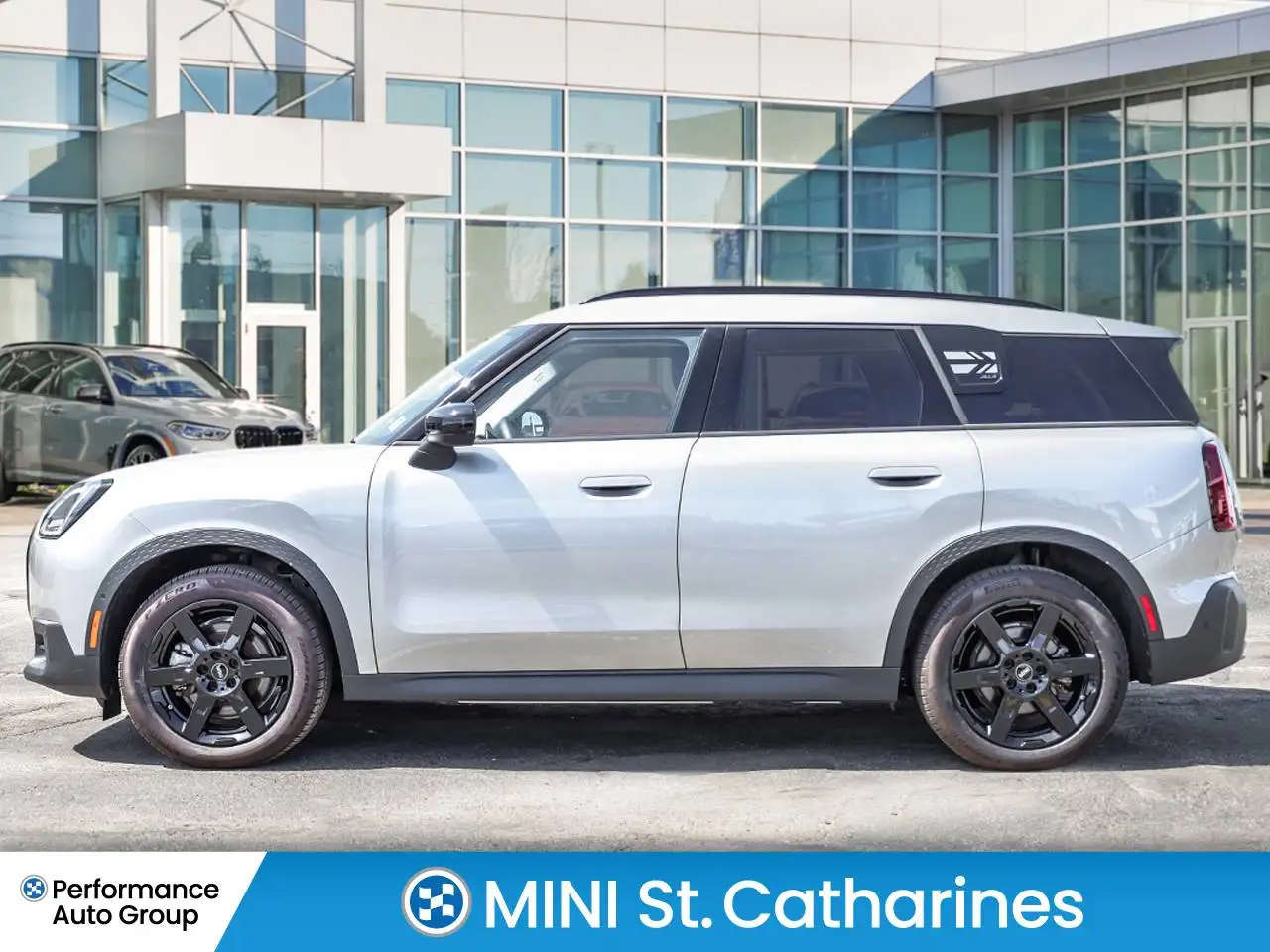 MINI Countryman снимка MINI Countryman