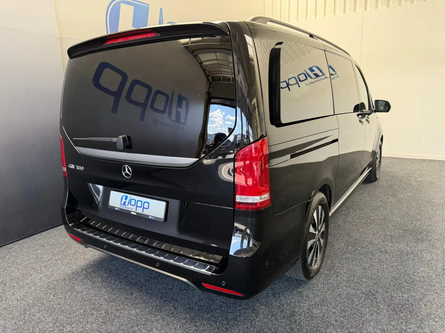 Mercedes-Benz EQV 300 L2 - 8 Pers. - Leer - 360 - Elec. schuifd. - Incl. Noir - 2