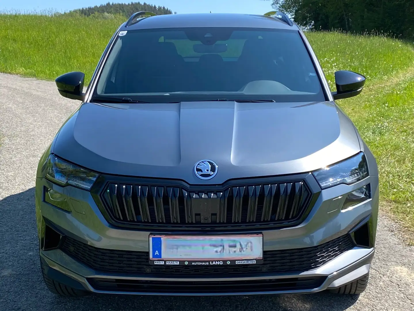 Skoda Karoq Karoq 2,0 TDI DSG Sportline Sportline Grau - 2