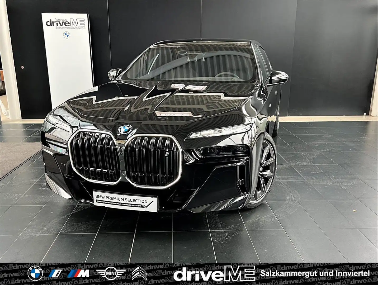 BMW i7 xDrive60 Noir - 1