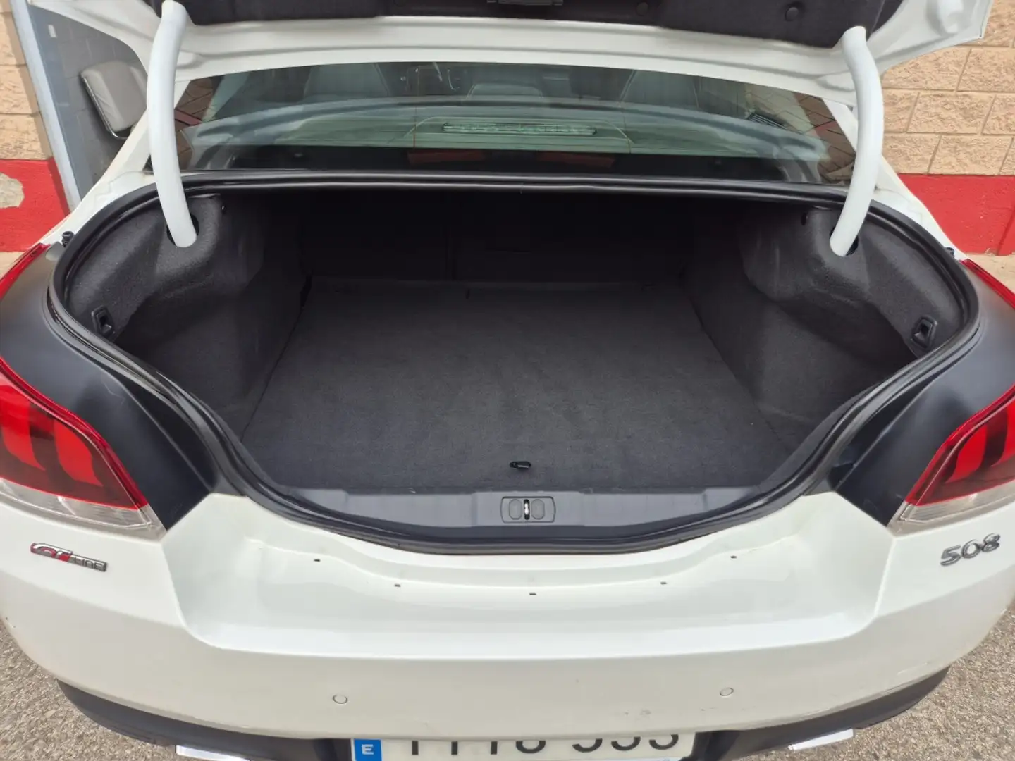 Peugeot 508 Berlina Manual de 5 Puertas Bianco - 2