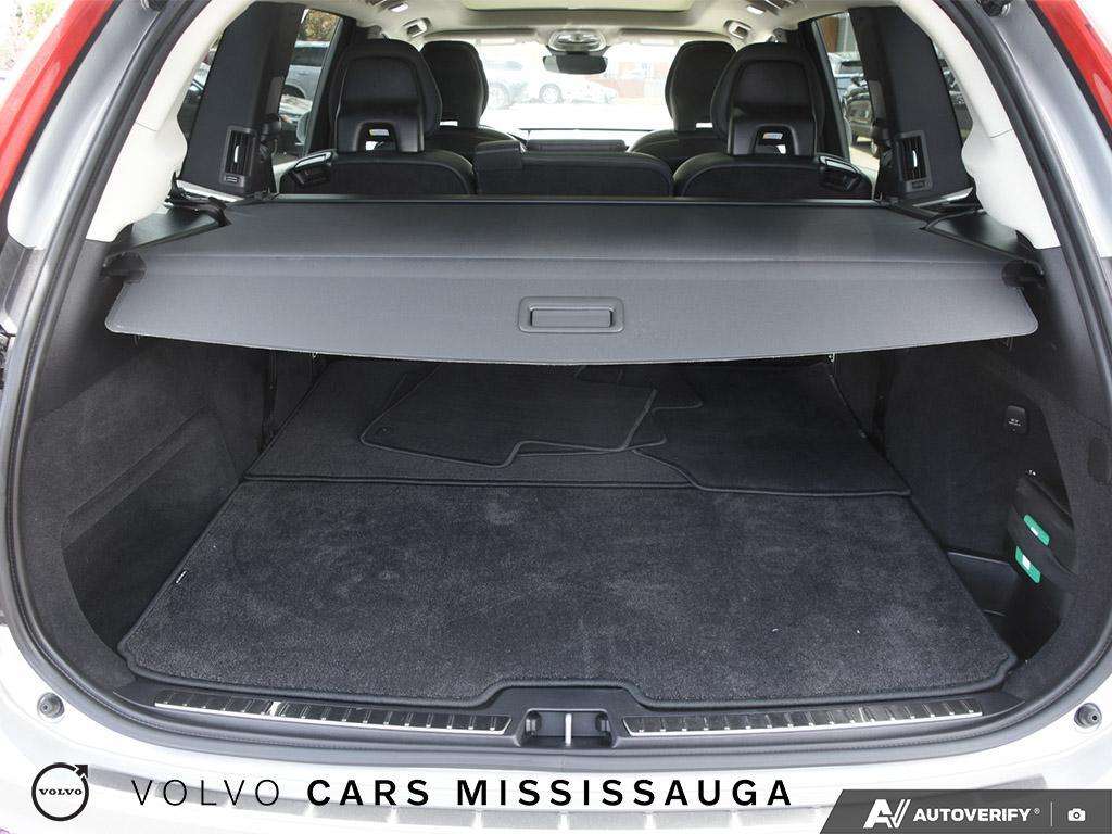 2024 Volvo XC90 Core Bright Theme thumb 11