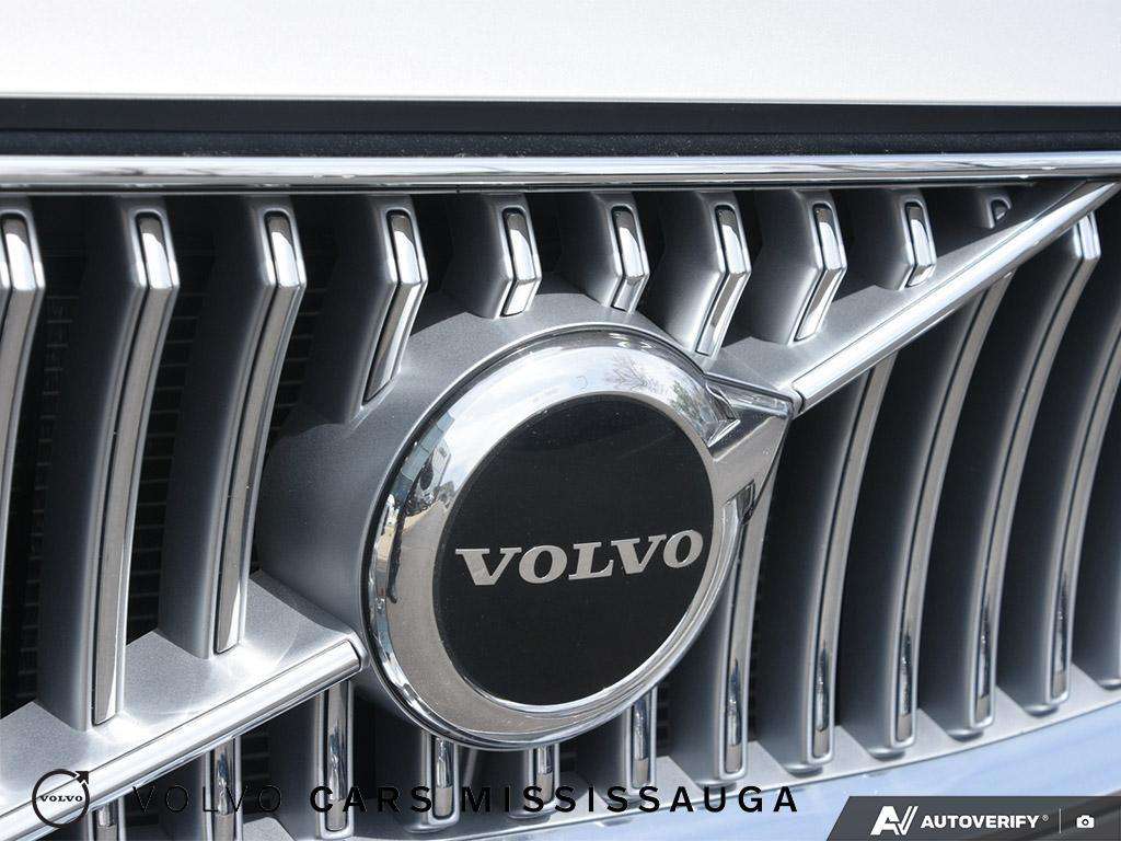 2024 Volvo XC90 Core Bright Theme thumb 9
