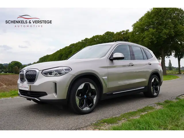 BMW iX3 High Executive 80 kWh / SOH 91,1 / Pano / Trekhaak