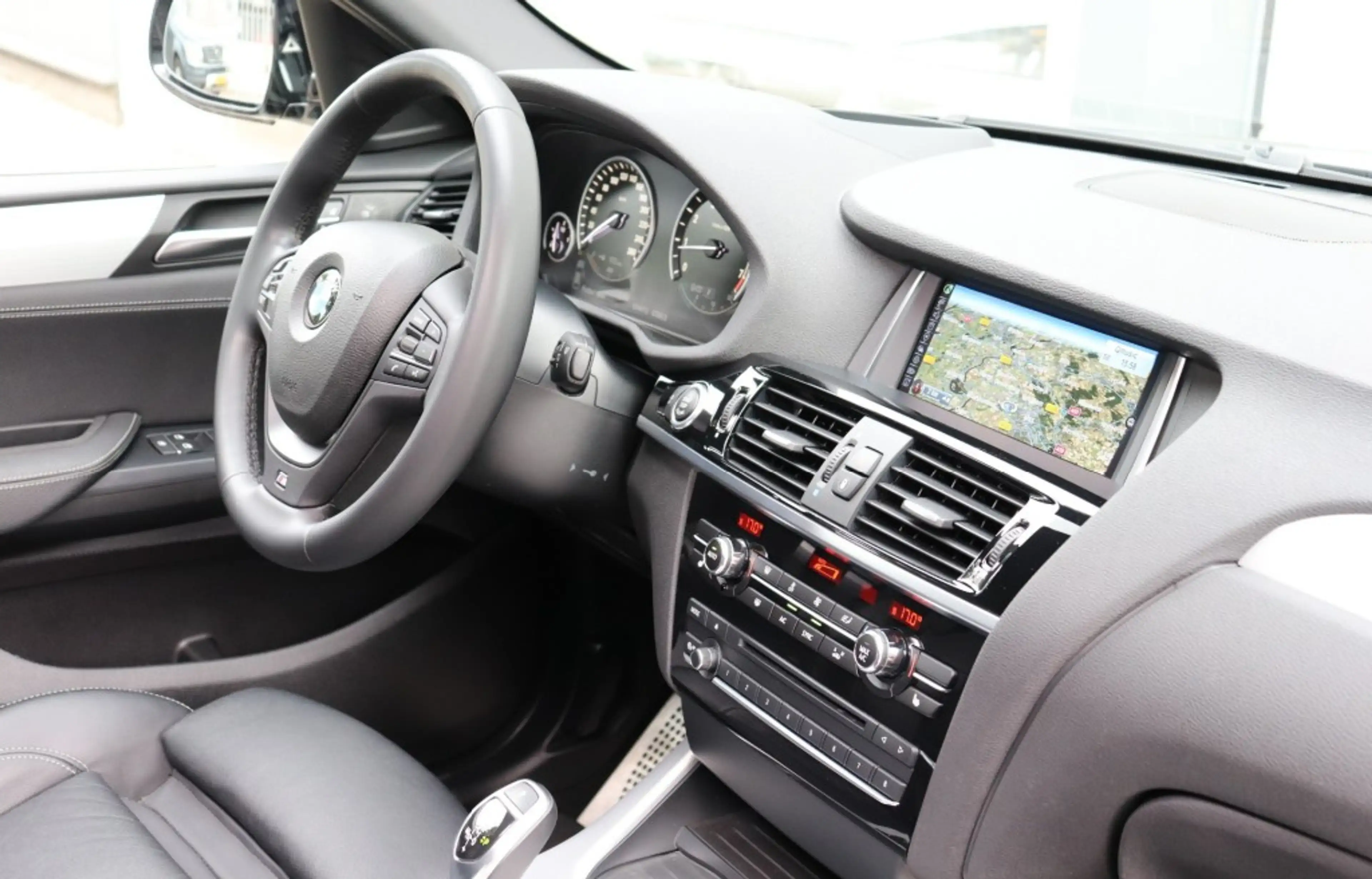 BMW X4 XDRIVE35I (306PK) HIGH EXEC./M-SPORT/ORIG.NL/DEALE — photo 9