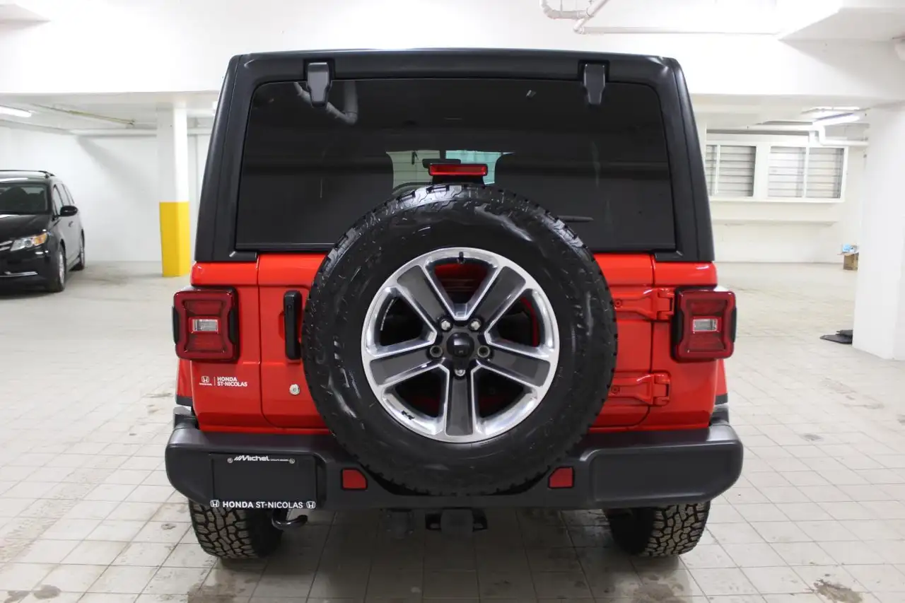 Jeep Wrangler снимка Jeep Wrangler
