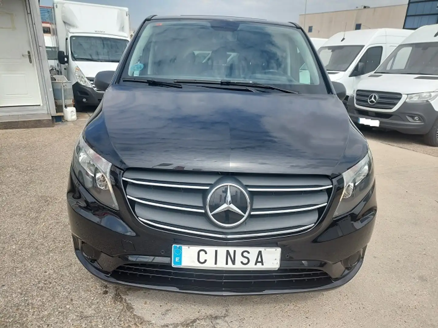 Mercedes-Benz Vito Tourer 114 CDI Select Larga 9G-Tronic Negro - 2