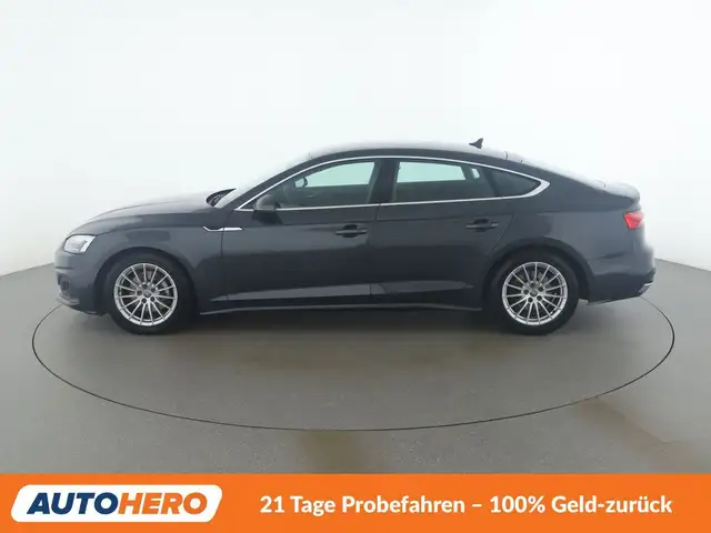 Audi A5 view 3