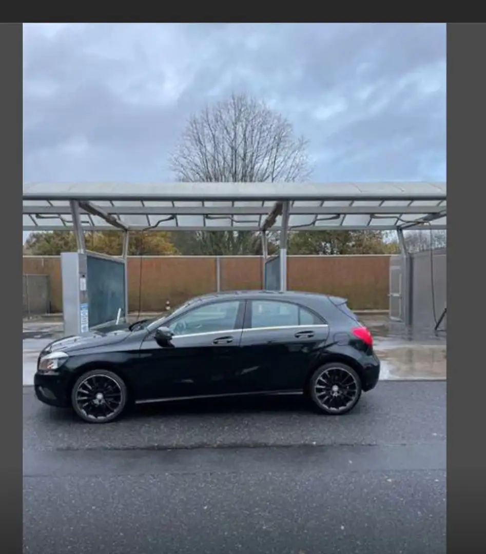 Mercedes-Benz A 180 (BlueEFFICIENCY) Style - 2