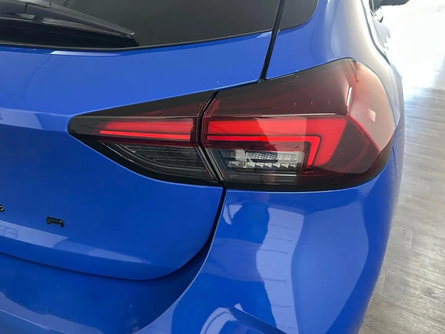 Opel Corsa F 1.2 Turbo 100 EAT8 GS+Navi+Kamera+SHZ Blau - 2