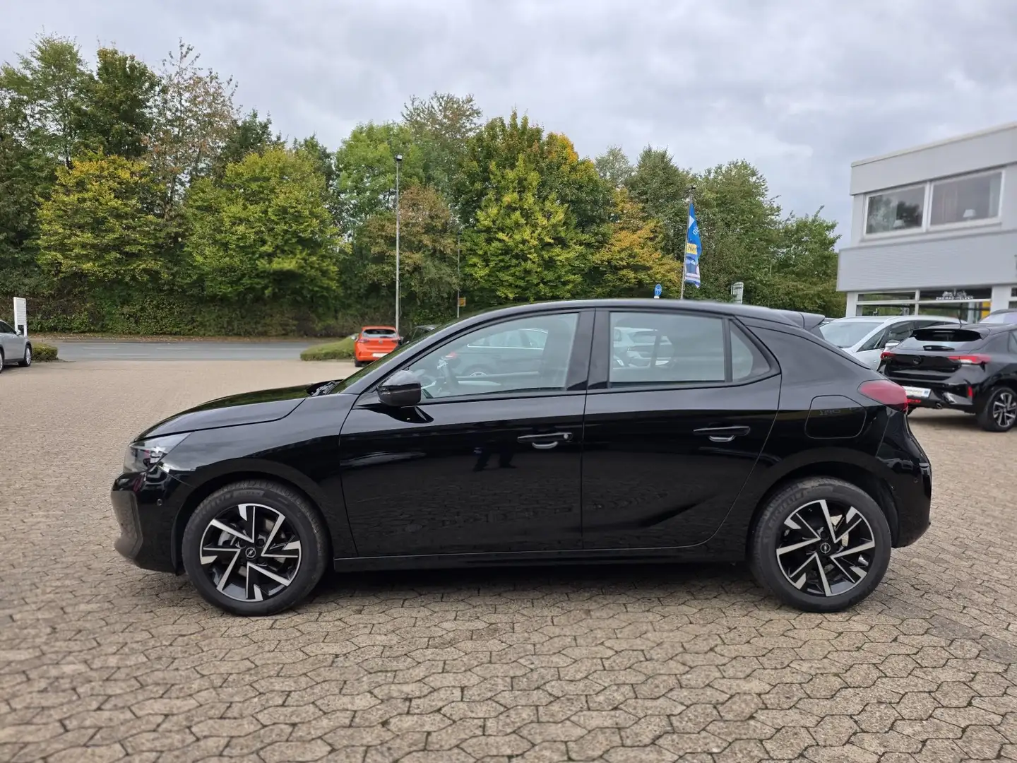 Opel Corsa 1.2 GS-Line LED/PDC V+H+180CAM/MULTI-RADIO/KLIMA Schwarz - 2