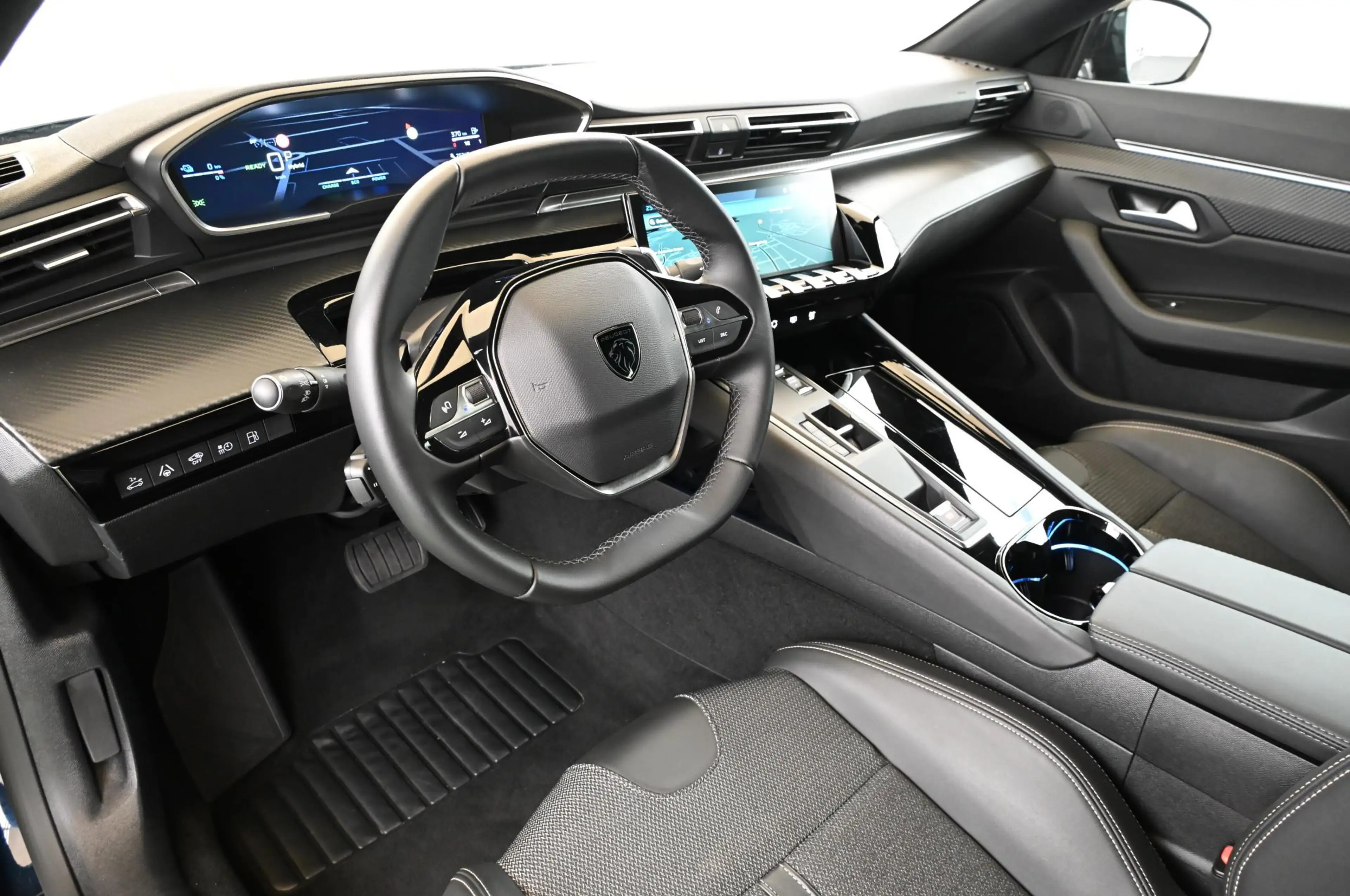Peugeot 508 1.6 180 PHEV e-EAT8 Allure MATRIX/NAV/ACC/17 — photo 12