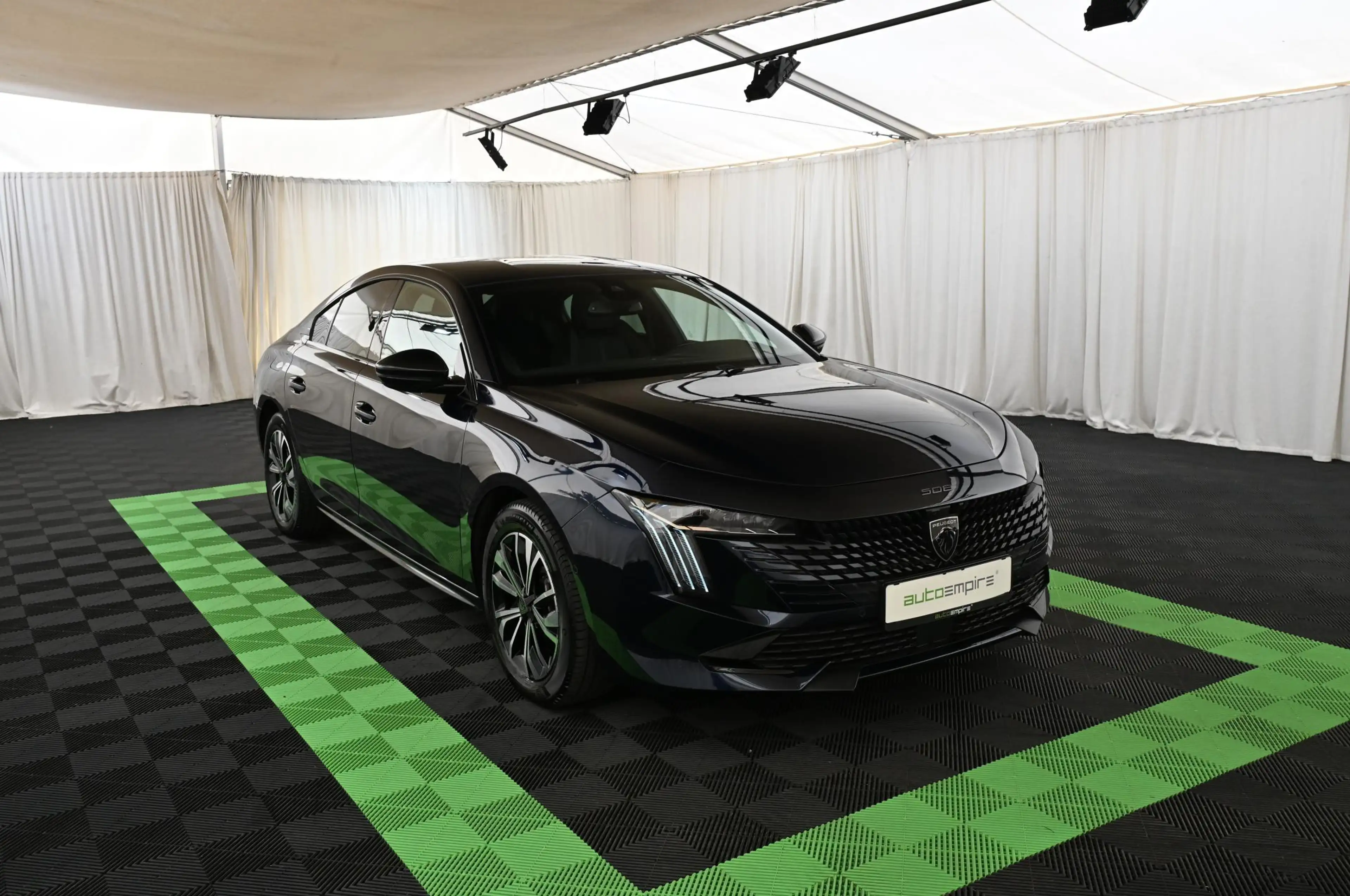 Peugeot 508 1.6 180 PHEV e-EAT8 Allure MATRIX/NAV/ACC/17 — photo 4
