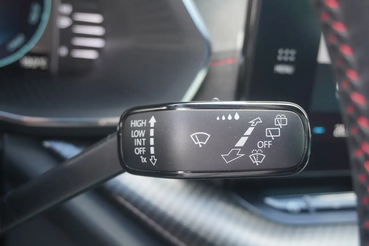 Skoda Octavia Combi 2.0 TSI RS DSG LED Navi Panorama, миниатюра 28