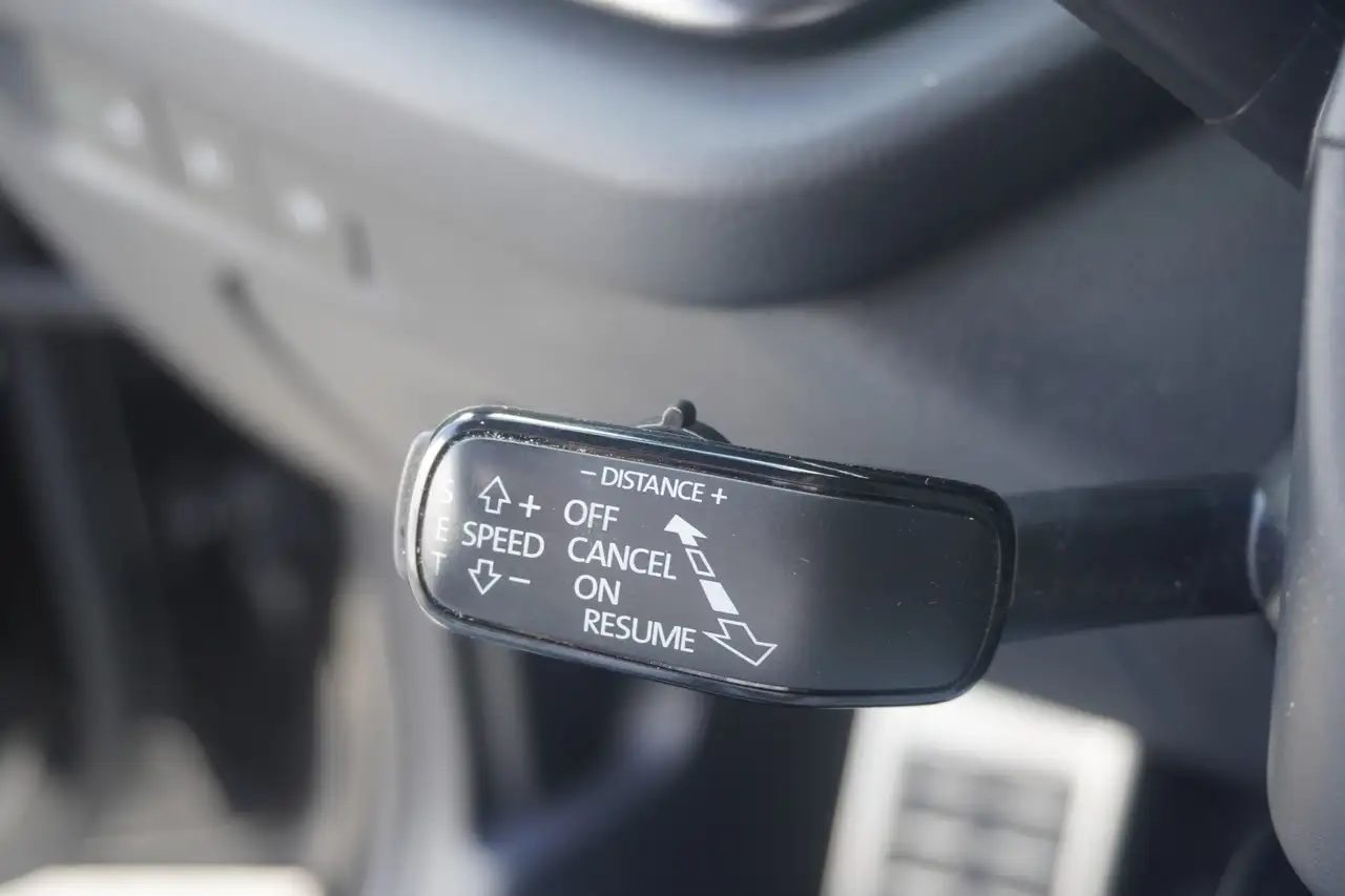 Skoda Octavia Combi 2.0 TSI RS DSG LED Navi Panorama, миниатюра 27
