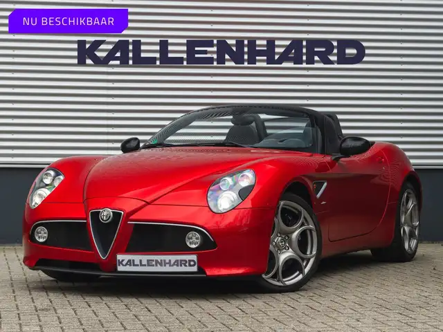 Alfa Romeo 8C Competizione Spider 4.7 V8
