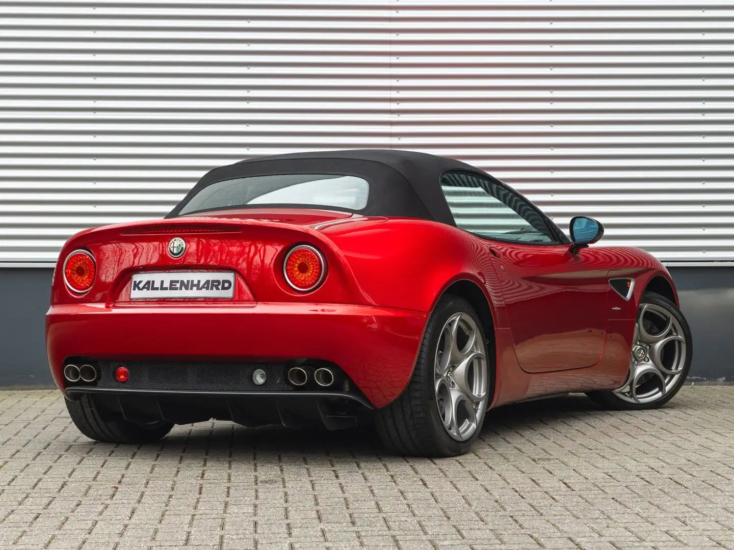 Alfa Romeo 8C Competizione Spider 4.7 V8 Rot - 2