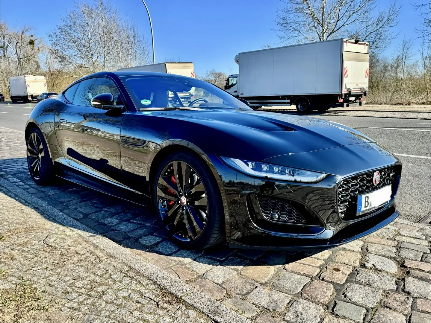 Jaguar F-Type Coupe P450 Aut. R-Dynamic Black Černá - 2
