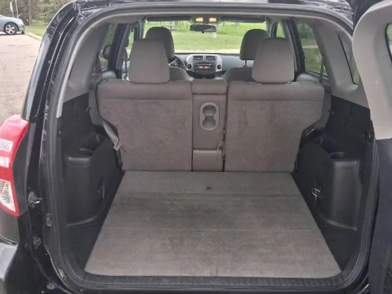 Toyota RAV 4 photo Toyota RAV 4