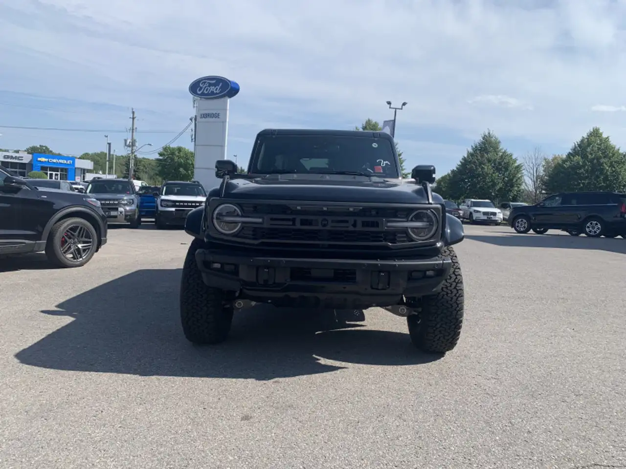 Ford Bronco снимка Ford Bronco