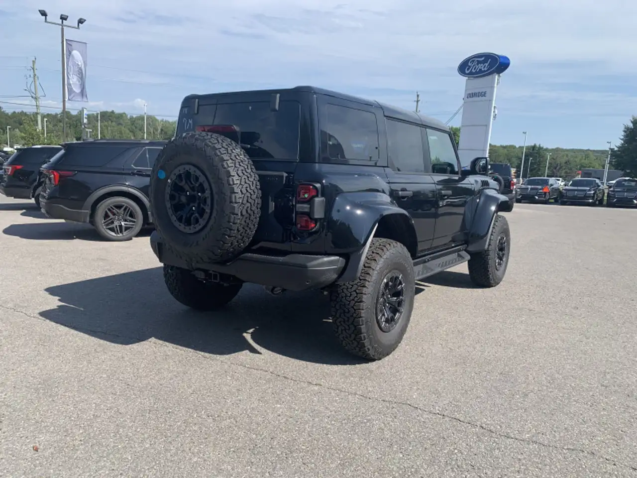 Ford Bronco снимка Ford Bronco