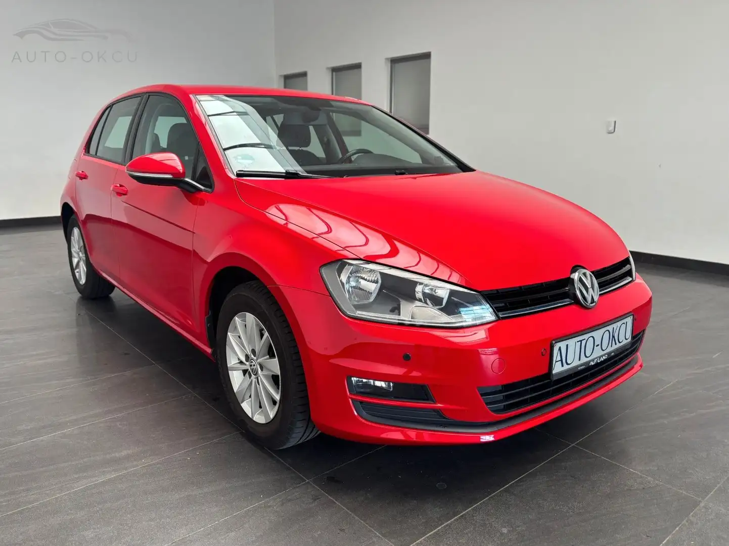 Volkswagen Golf VII 1.4 TSI 125 PS Comf. T.LEDER/KLIMA/5TRG Rot - 2
