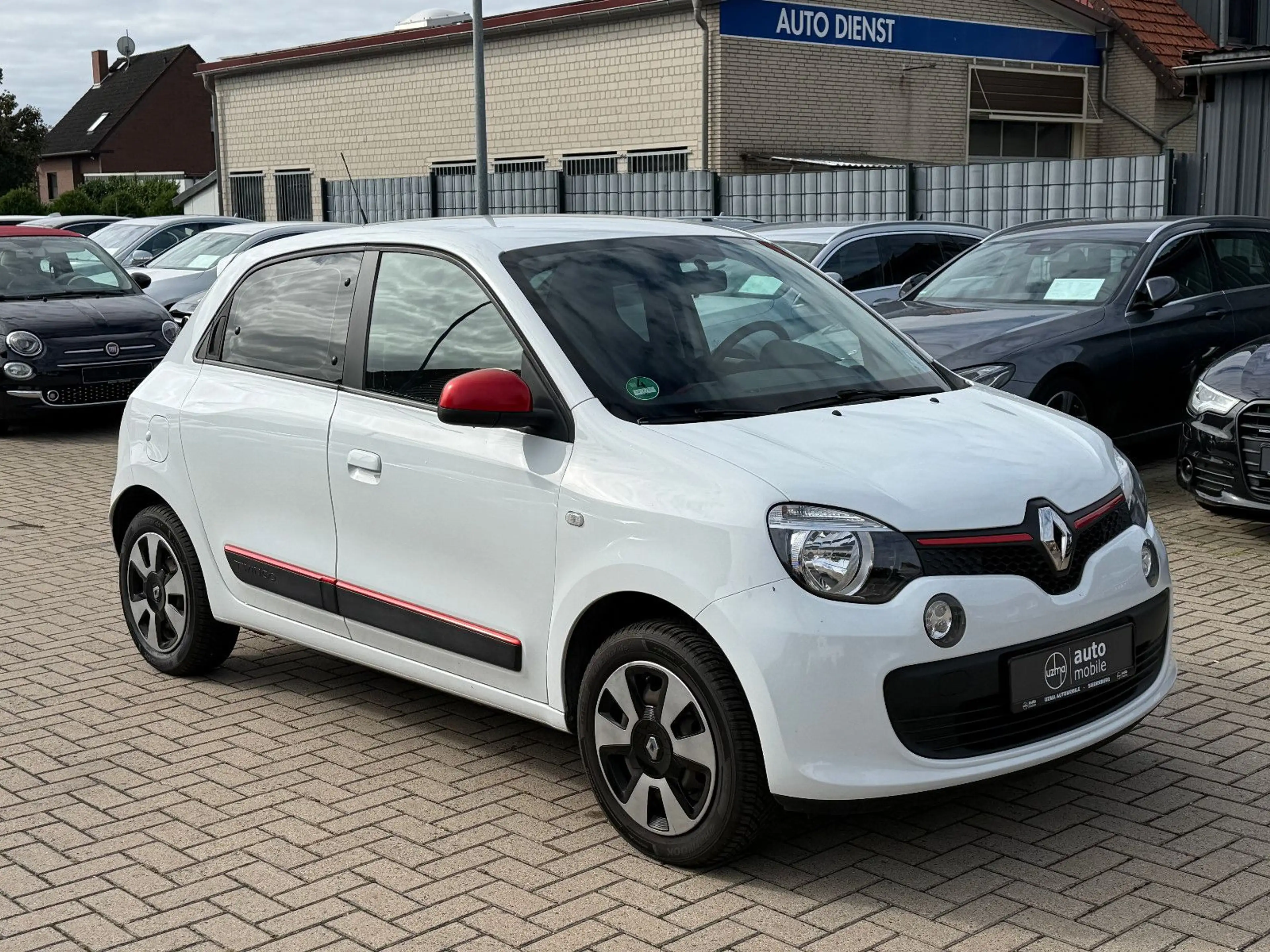 Renault Twingo Tempomat, Allwetterreifen — photo 7