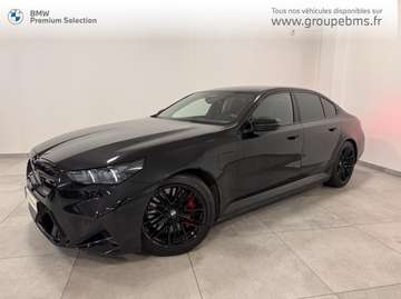 4.4 V8 PHEV 727ch