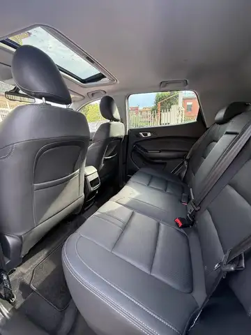 DR Automobiles DR4.0 view 9