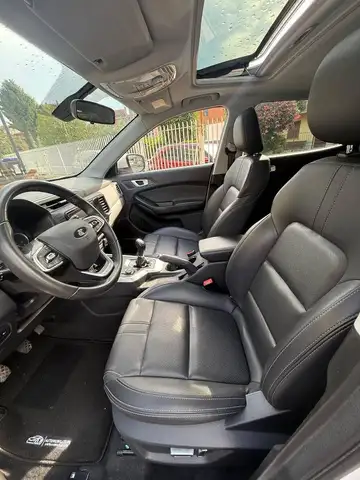 DR Automobiles DR4.0 view 7