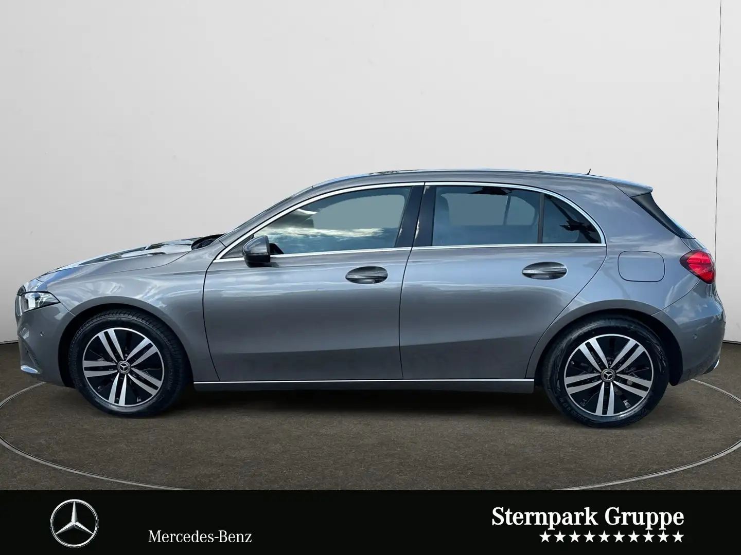 Mercedes-Benz A 180 A 180 Progressive RFK*PTS*MBUX*CARPLAY*SPURH.* Gris - 2