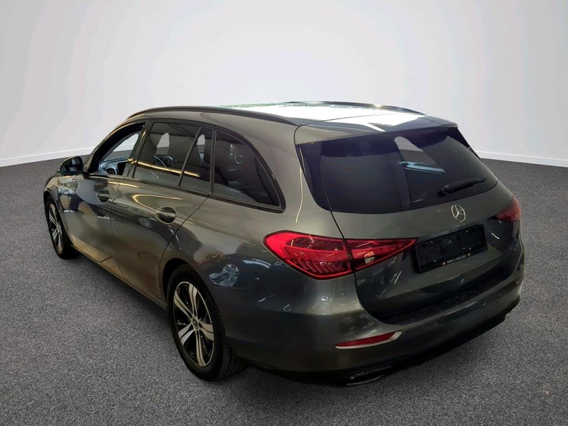Mercedes-Benz C 200 d T Avantgarde AHK Pano S-Dach El.Heckkl. — photo 4