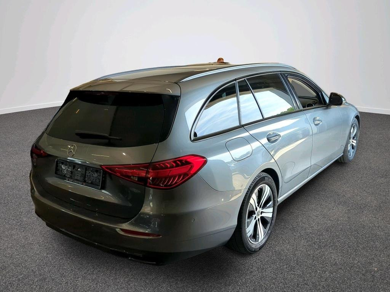 Mercedes-Benz C 200 d T Avantgarde AHK Pano S-Dach El.Heckkl. — photo 7